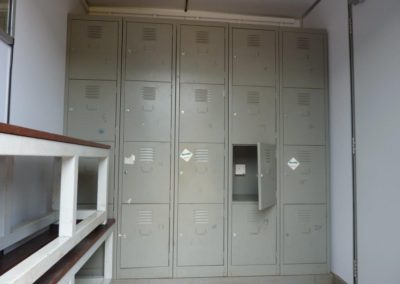Toilet Cabin – Locker Room